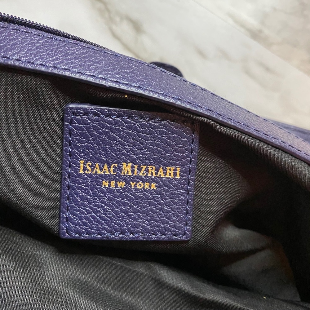 Isaac Mizrahi navy blue Andrea satchel 🤌🏻 4 for $75 🤌🏻 - Picture 2 of 8